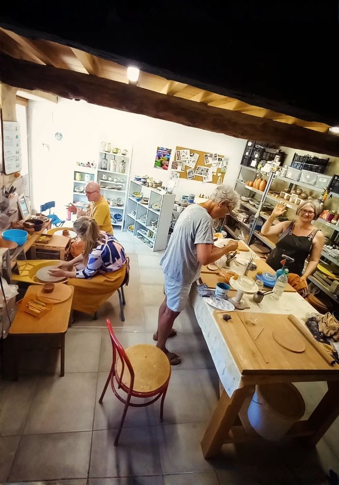 atelier de poterie - extérieure - Poterie des hirondelles